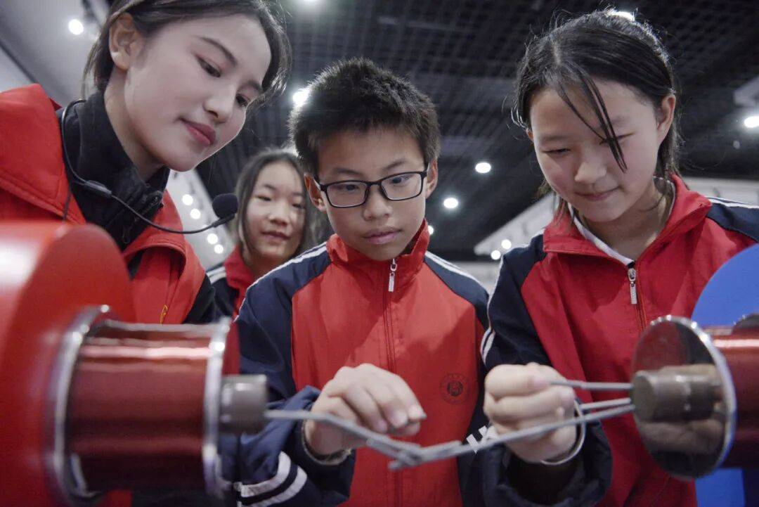 【回望再前行】厚植文化教育沃土擦亮“文鄉詩國”品牌