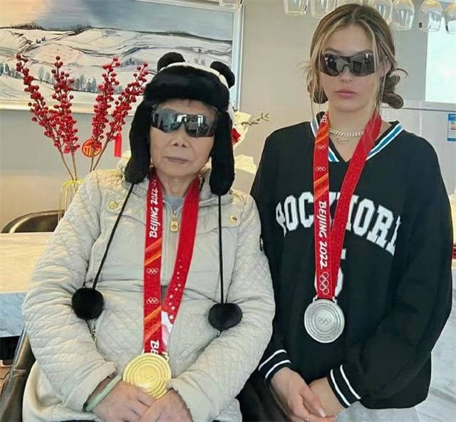 原創央視男主持惹爭議！採訪谷愛凌捱罵，網友批評他冷漠且不尊重女性