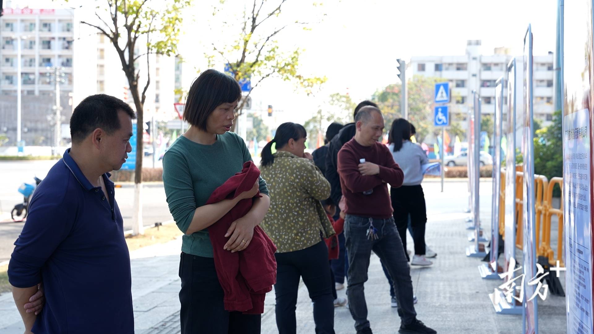 河源國家高新區“春風行動”點燃新春招聘熱潮