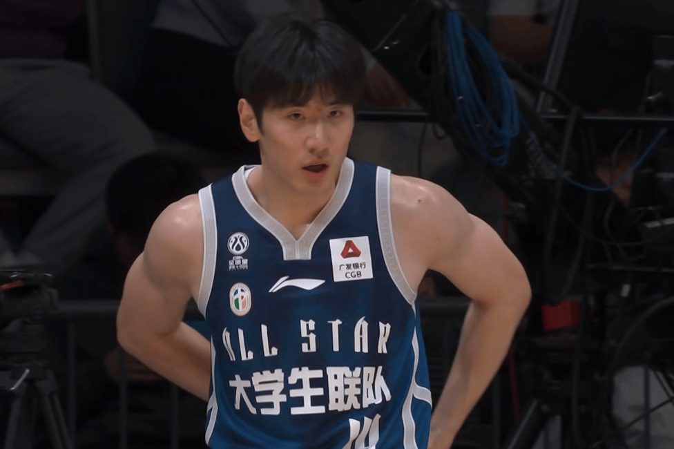 原創CBA星銳大勝大學生聯，陳家政摘得MVP，謝智傑打醬油