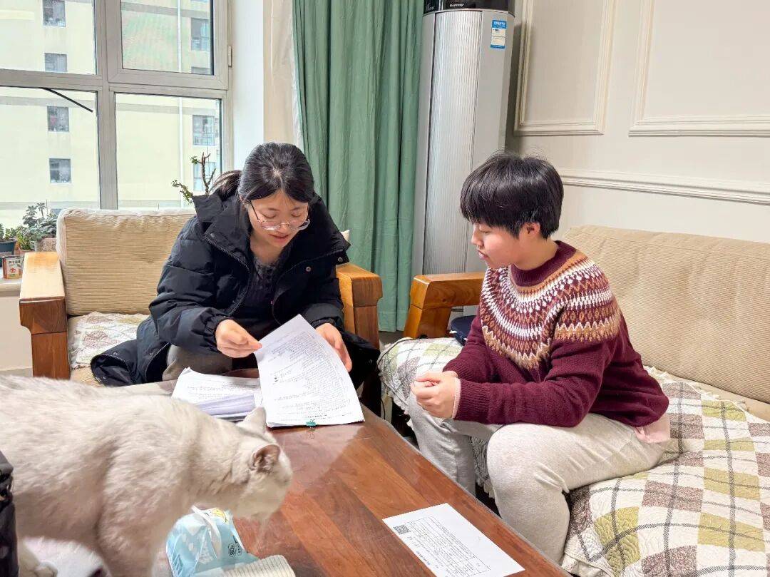 以溫情守護成長，石家莊精英中學開展家訪活動