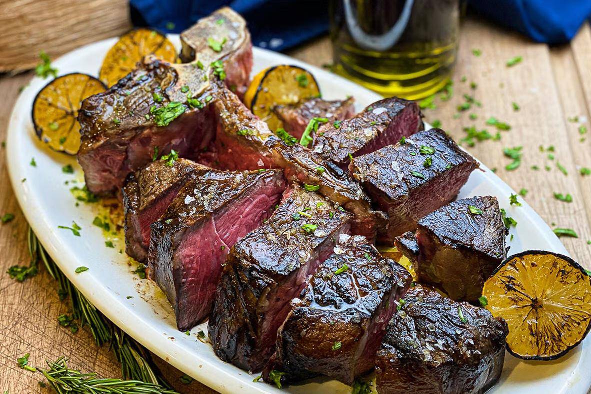 原創憑什麼佛羅倫薩牛排可以成為地標性美食？揭開這塊牛排的美味秘密