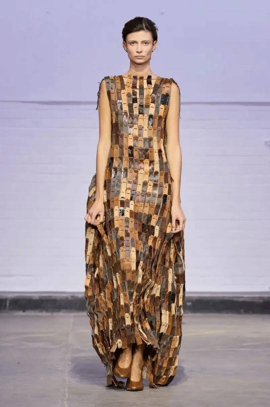 服裝畢業設計釋出 | 2026中央聖馬丁藝術與設計學院-研究生服裝畢業秀！