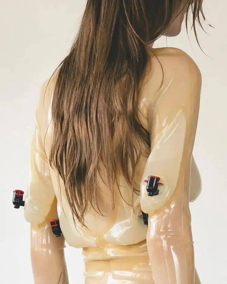 服裝畢業設計釋出 | 2026中央聖馬丁藝術與設計學院-研究生服裝畢業秀！