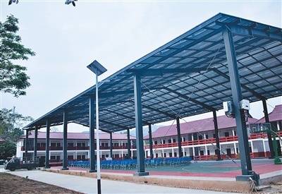 中企助力寮國中學煥新