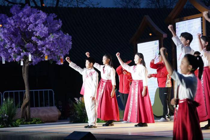 視點｜“百年丁香詩會”西城打造“城市詩歌博物館”