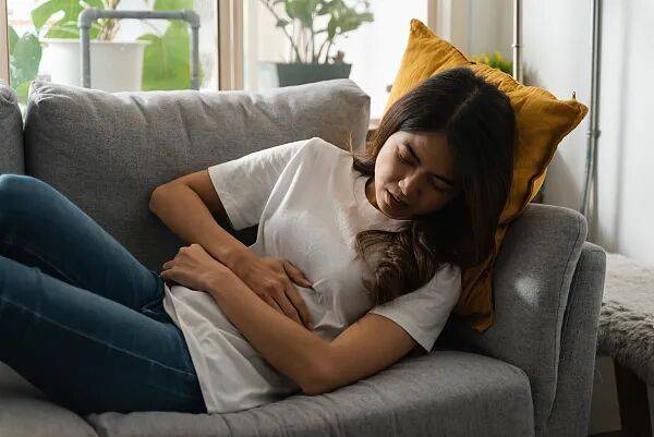 所有女性，月經前一週請小心！27歲女子忍痛硬扛一晚，差點出大事！很多人有誤區️
