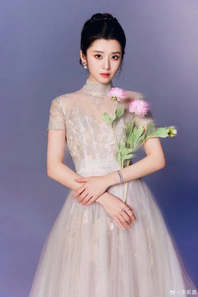 女演員體檢後戒掉外賣！專家稱該病無法徹底根治，女性發病率高於男性