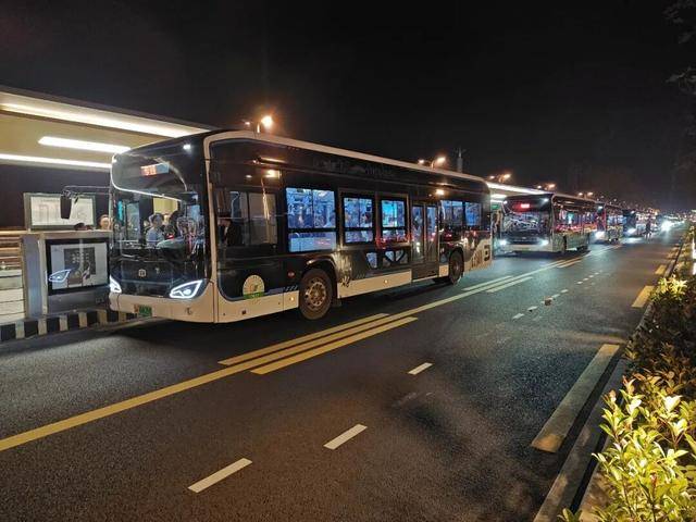 收藏！東安湖演唱會直通車新增4條線，點對點直達場館