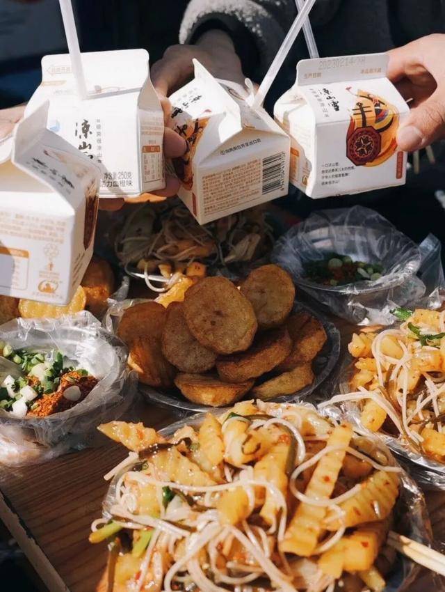 比大理浪漫！比昆明更近！高鐵直達陽光小城，2萬株藍花楹美瘋！觀海登山，美食吃到爽！