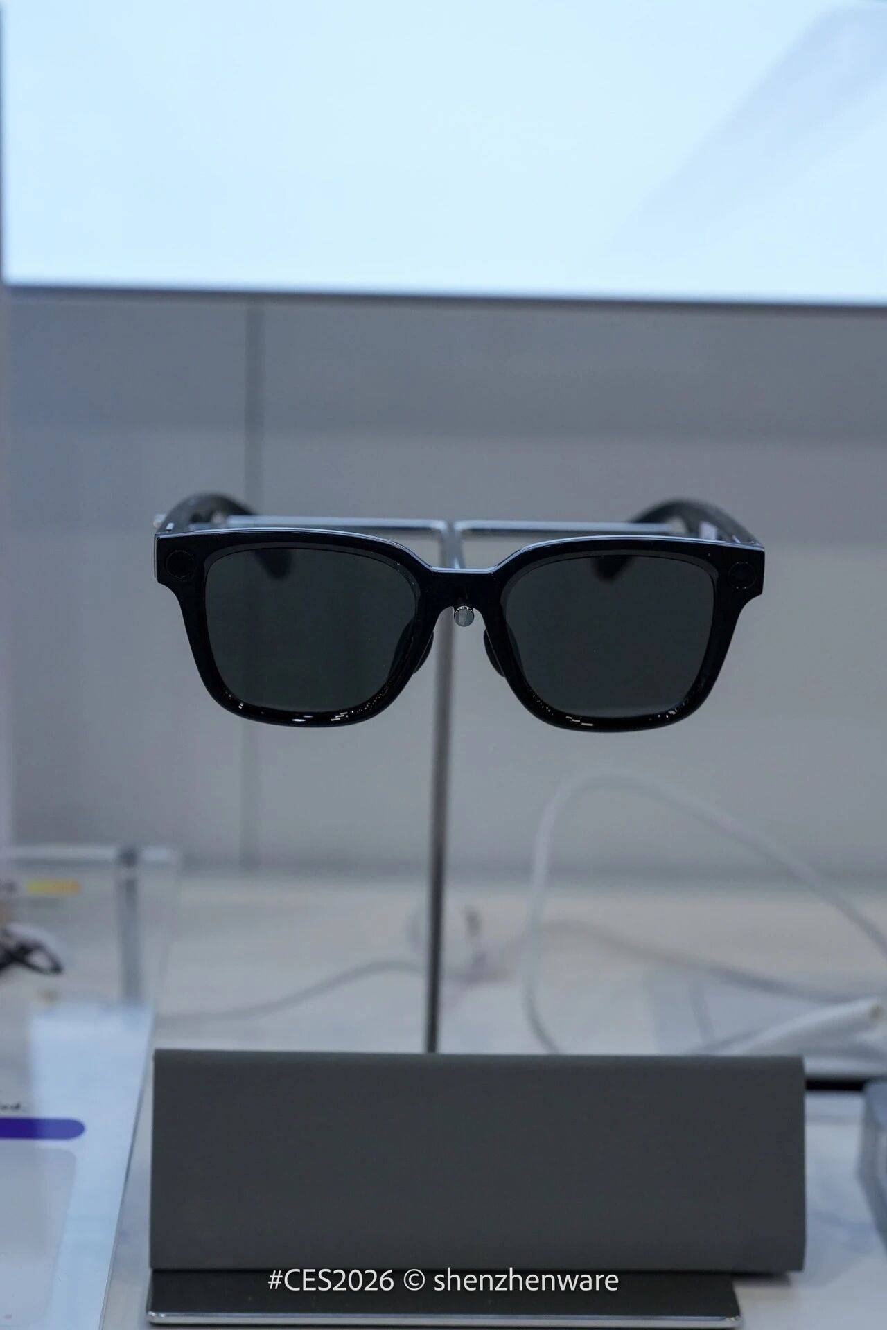 光波導眼鏡狂飆 600%，AR 眼鏡市場創新高！